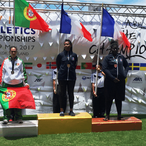 Portugal abre Mundial com Prata de Inês Fernandes