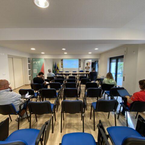 Projeto FIT— Fitness Inclusivo a Todos 2025 leva formação em Fitness Inclusivo a Pinhal Novo e Almada